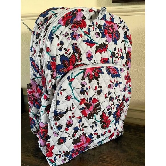 Vera Bradley Women\'s  Essential Large Backpack in Vineyard Floral NWT-